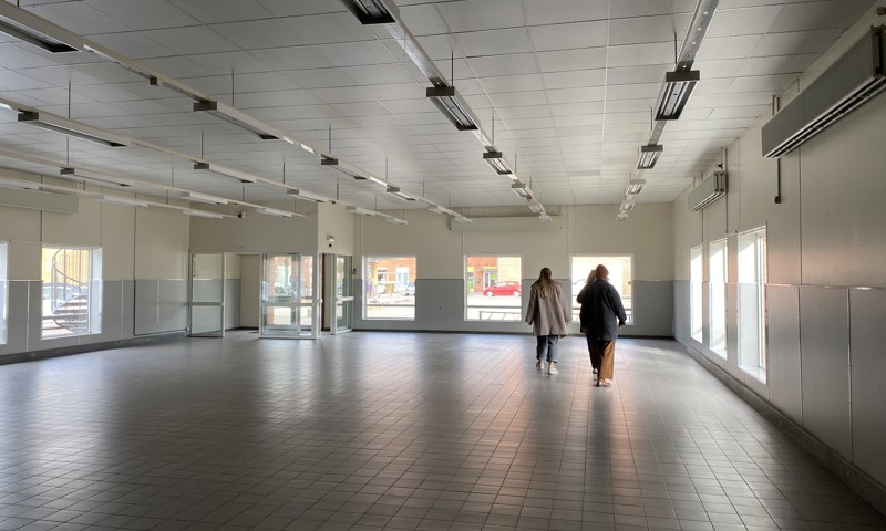 Først supermarked, siden genbrugsbutik – nu indrettes lokalerne på Hærvejen 24 til bibliotek, kultur og hærvejshotspot.